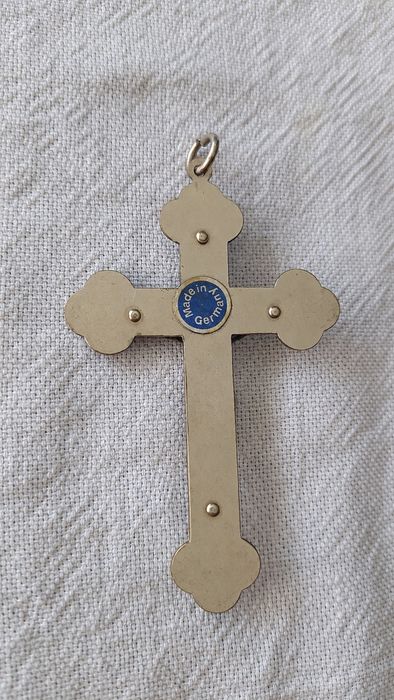 Crucifixo com madrepérola