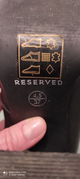 Skórzane botki Reserved