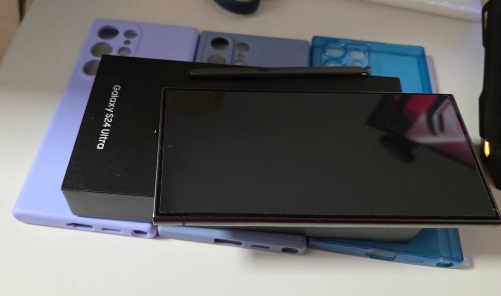 Sansung  s24 ultra 512