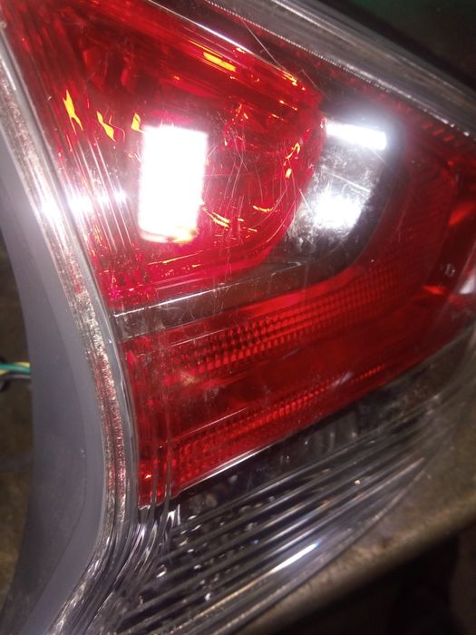 Продам фары багажника Nissan Rogue