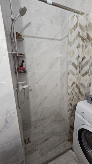 Сдам длительно студию с ремонто и мебелью