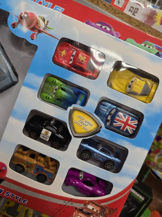 Super autka samochodziki z bajki Cars Auta nowe