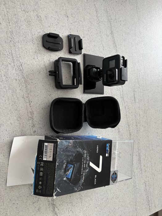 Sprzedam kamerę GoPro HERO 7 Black – świetny stan!