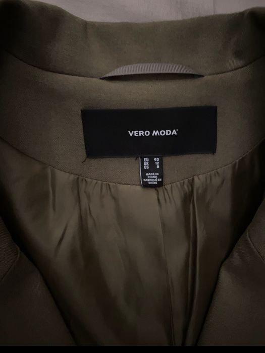 Blazer Vero Moda cáqui 40