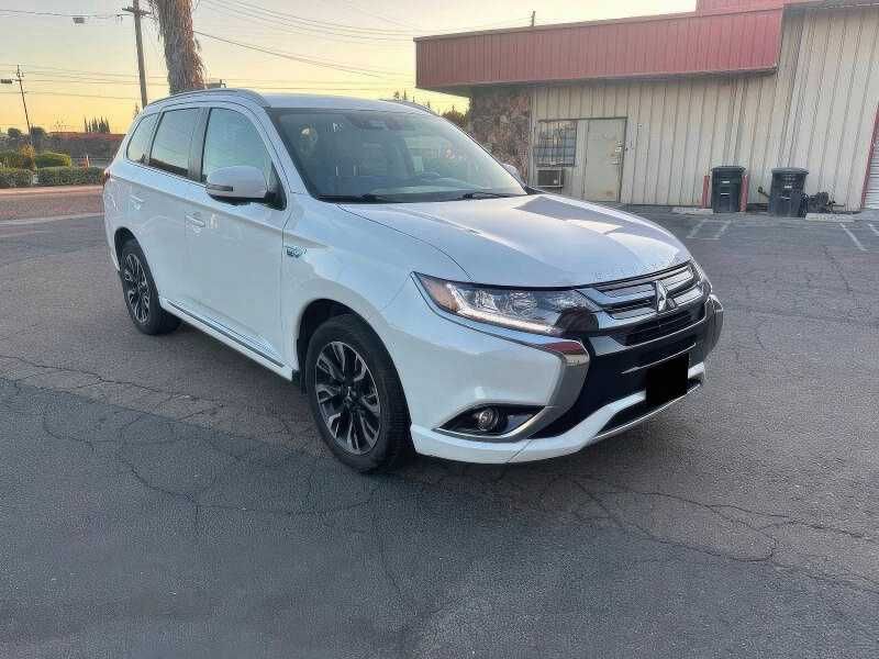 2018 Mitsubishi Outlander PHEV GT