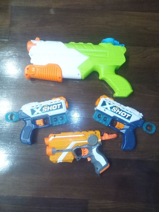 Нерф. Дитяча іграшка.