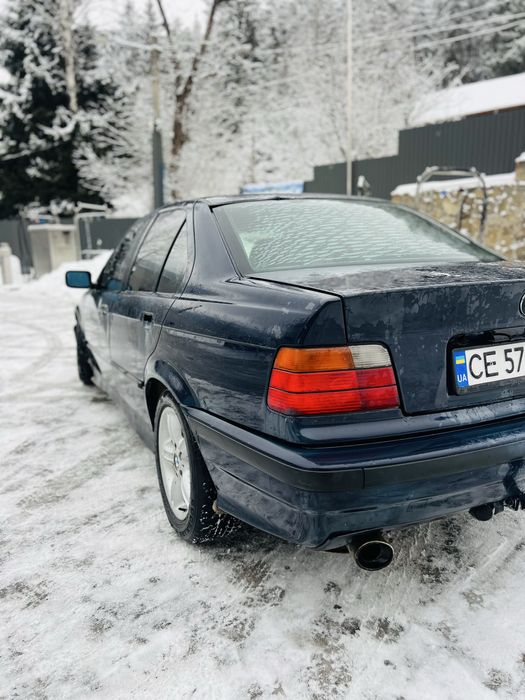Продається БМВ Е36 1.8 Бензин на обмін 2500$
