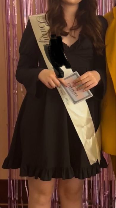 Сукня жіноча чорна