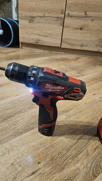 Wiertarko-wkrętarka Milwaukee M12 Oryginał Zestaw Kompletny