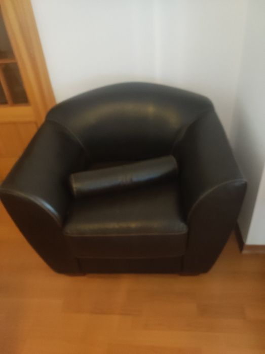 Poltrona em pele