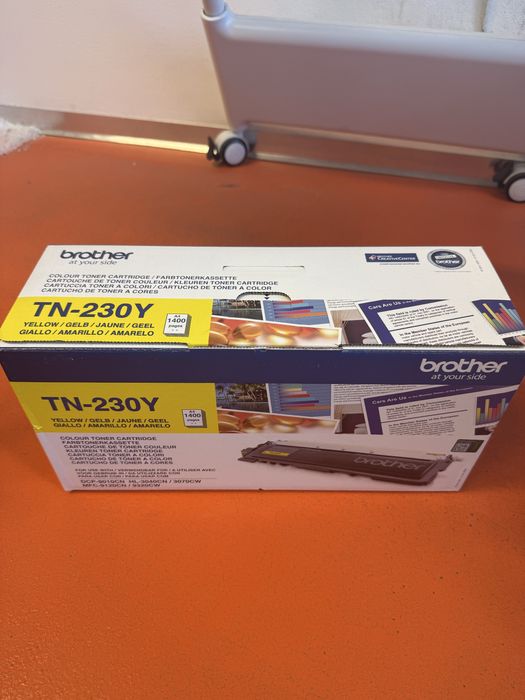 Toner do drukarki Brother TN-230Y