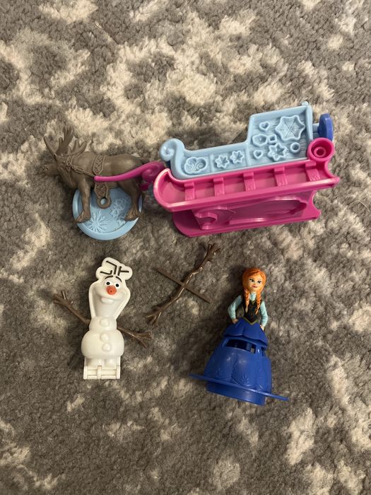 Zestaw play-dooh  kraina lodu anna