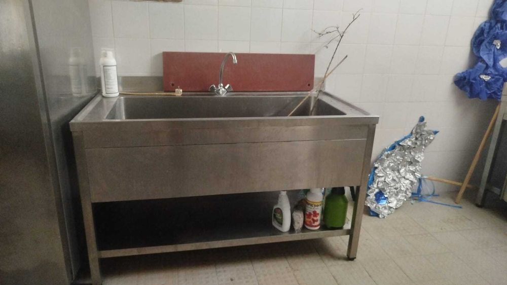 vende -se material para restauração