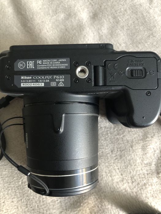 Цифровий фотоапарат Nikon Coolpix P610 (Суперзум 60x, Wi-Fi, GPS).