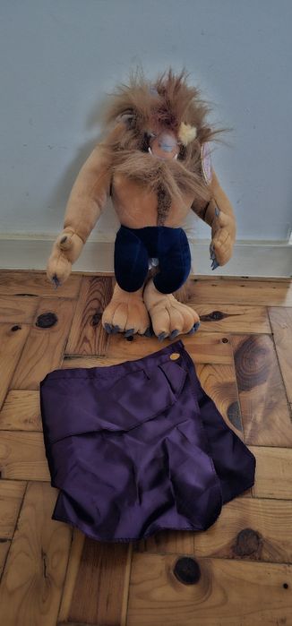 Peluche Monstro do filme A Bela e o Monstro