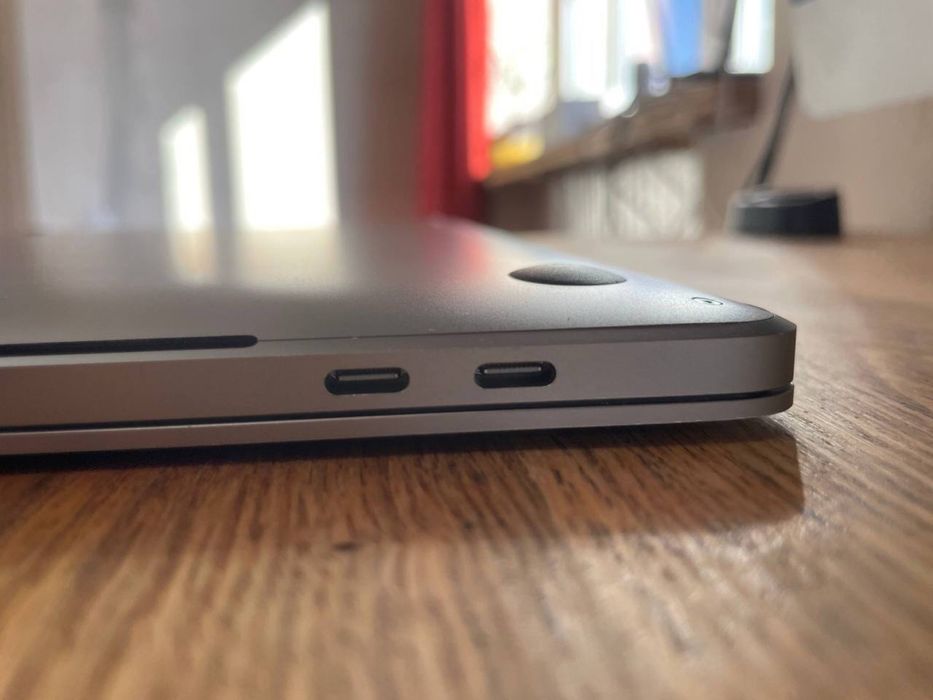 Macbook pro 2019 на айклауді