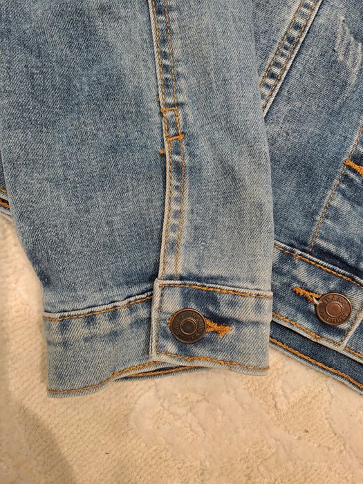 Джинсова куртка , М