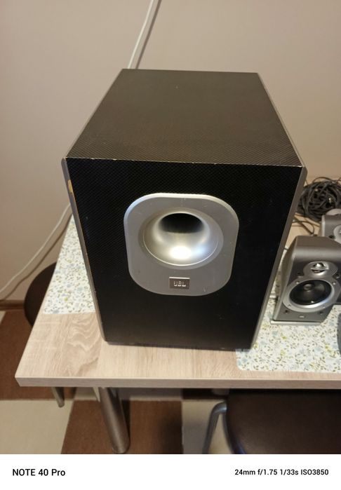Kino domowe JBL 5 satelitek subwoofer aktywny