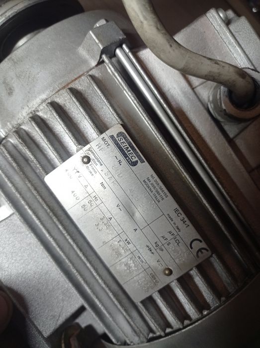 Motores elétricos