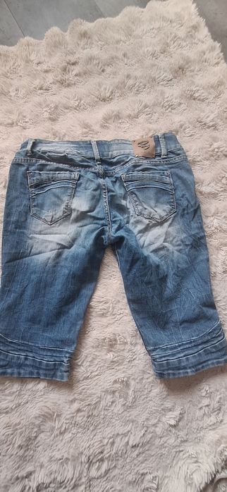 Spodenki jeansowe rybaczki rozm.40