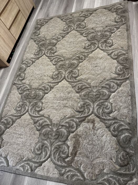 Коврик б/у розмір 2.3/1,5