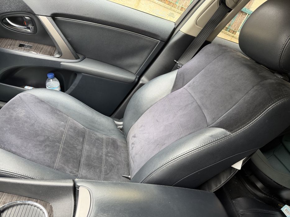 Carro Toyota Avensis