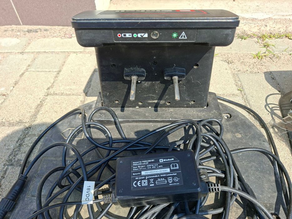 Garaż dla robota koszącego wszyskie modele Einhell DASZEK