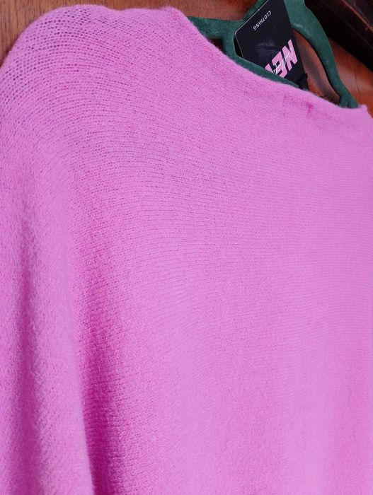 Różowy sweterek nietoperz z alpaką moda włoska  cukierkowy L/XL