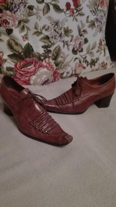 buty skóra naturalna 37