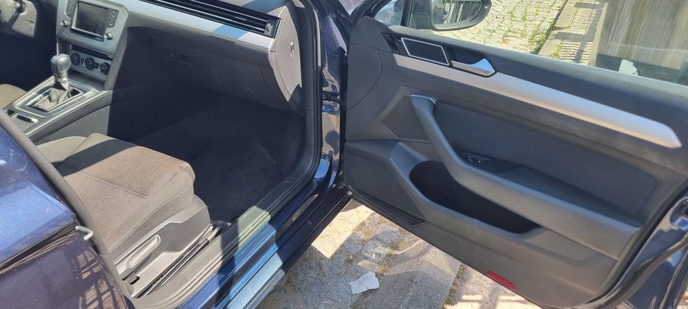 WV Passat 1.6 Automático