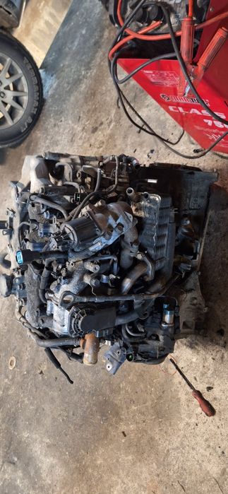Silnik mitsubishi l200 2.5 did 178 KM 4d56 2013 r zatarty na panewkach
