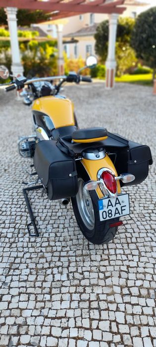 MOTA CLASSICA  BMW R 1200 C Independent