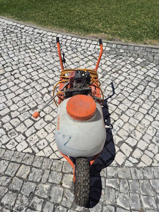 Carrinho Pulverisador Triunfo
