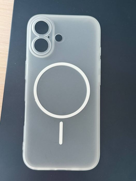 Чохол на iPhone 17