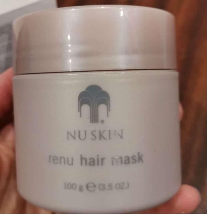 Відновлююча маска для волосся