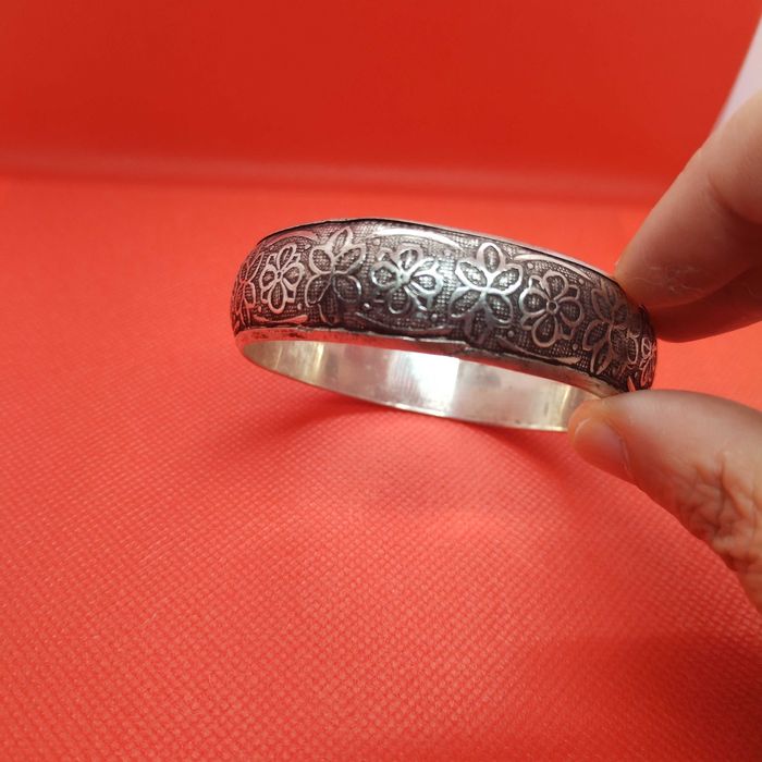 PULSEIRAS 1 unid 3€; 2 unid 4 € e 3 unid 5€