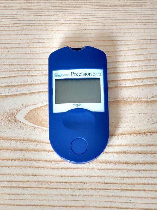 Glukometr Precision Q.I.D MediSense