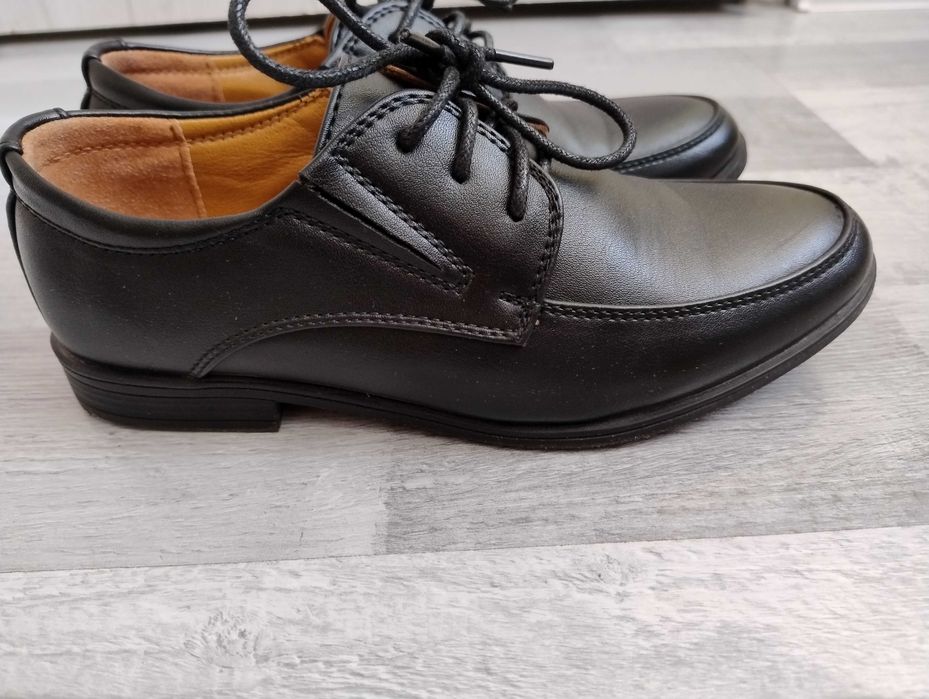 Buty chłopięce komunijne