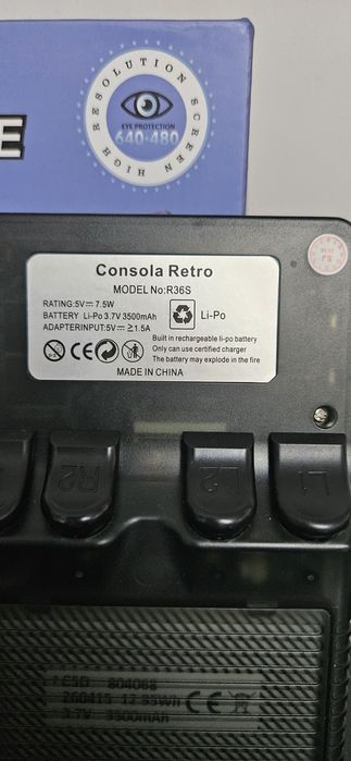 RETRO Konsola R36S