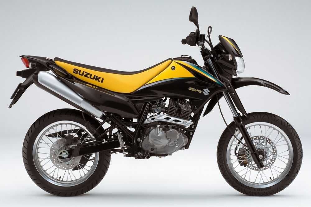 CONJUNTO DE PLÁSTICOS SUZUKI DR