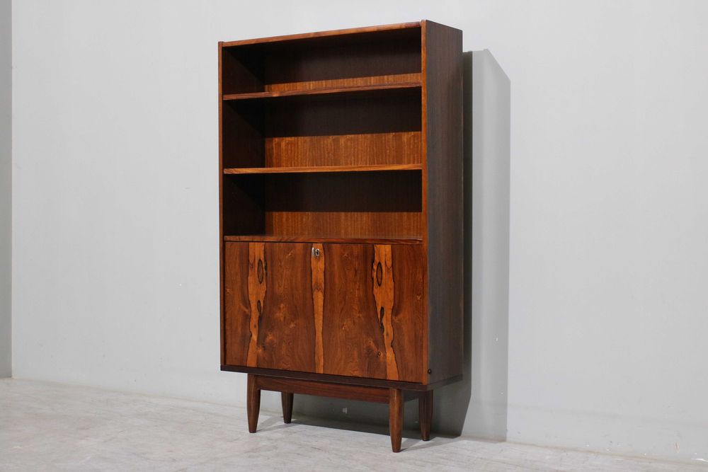 Estante nórdica em pau santo | Mid Century Modern