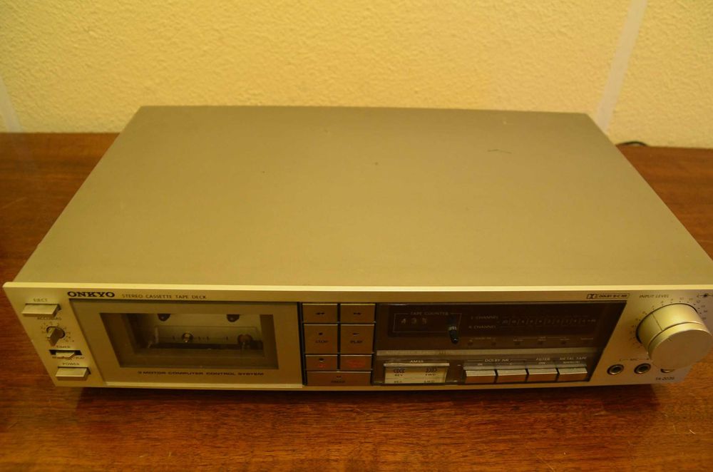 Gravador de Cassetes Onkyo TA 2035