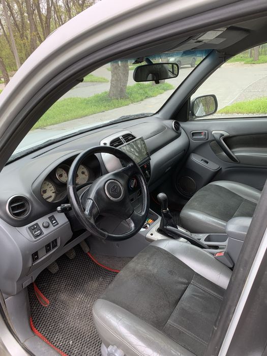 Продам Toyota Rav4 4x4 дизель