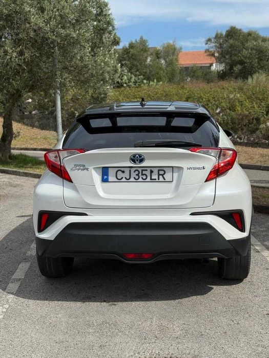 Toyota C-HR — fotografia 2