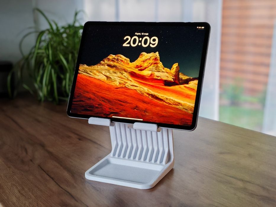 iPad Pro 12.9" (3. Gen) 64GB A1876 | Face ID | Zestaw + 3 Etui | Stan BDB