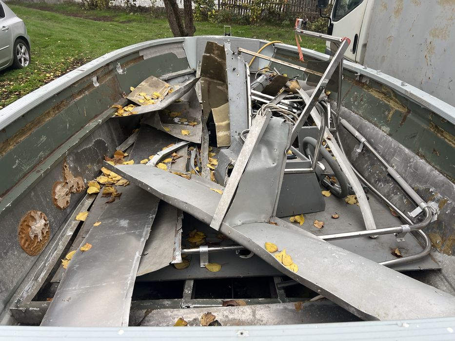 Моторний човен алюмінієвий