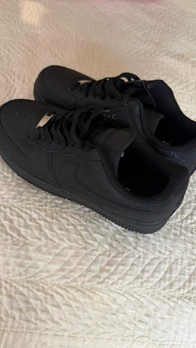 Nike Air Force 1 Black