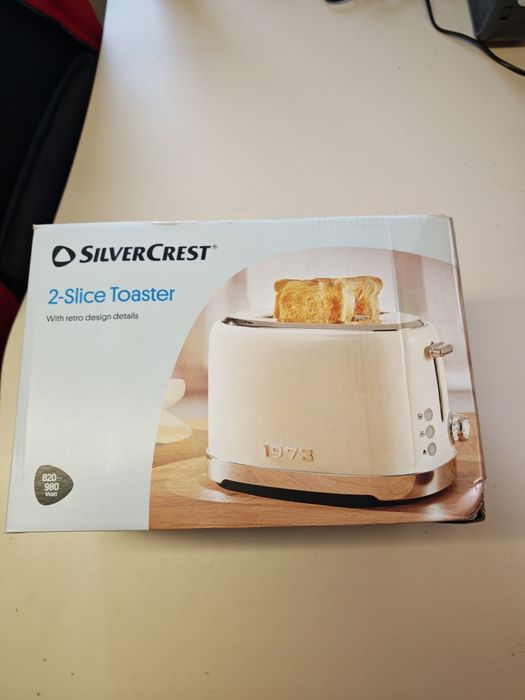 Toster SilverCrest o stylistyce Retro 820-980W , Metal