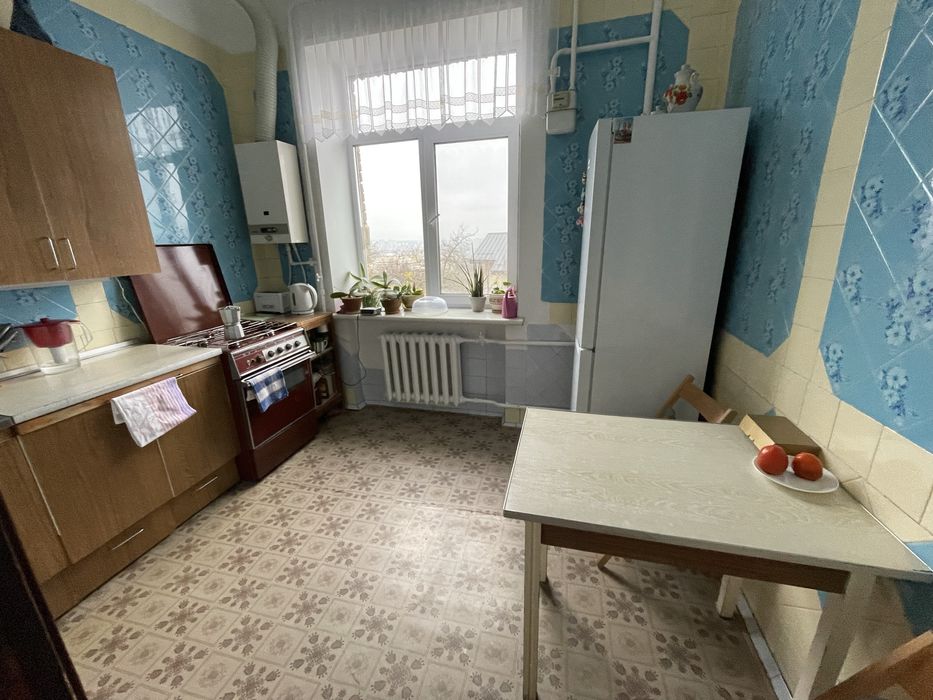 Терміново здаю кімнату в квартирі. Є газ)