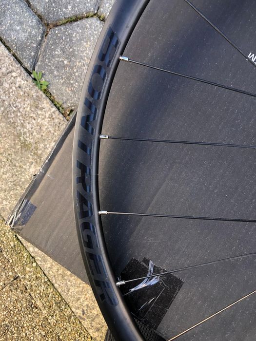 Vendo rodas 700 estrada ou gravel paradigm